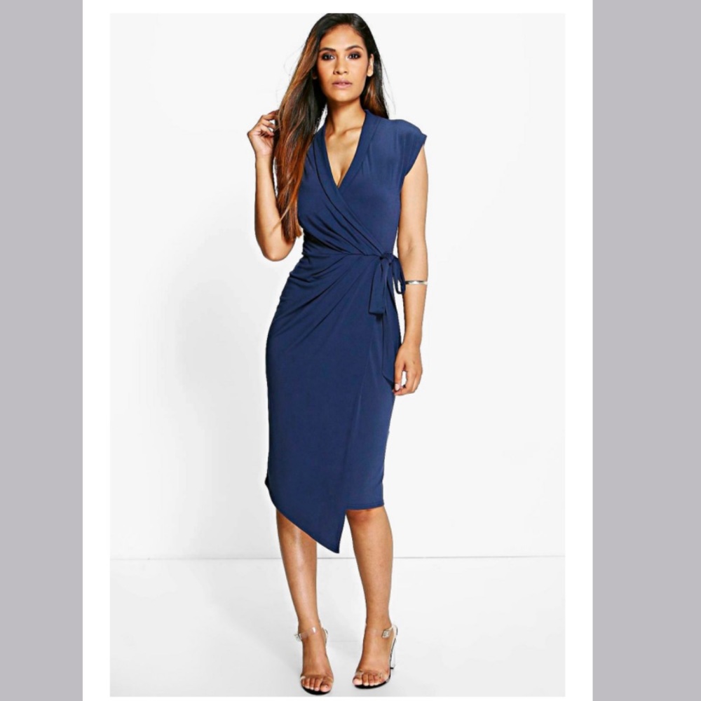 2/$30 Boohoo Wrap Front Midi Dress